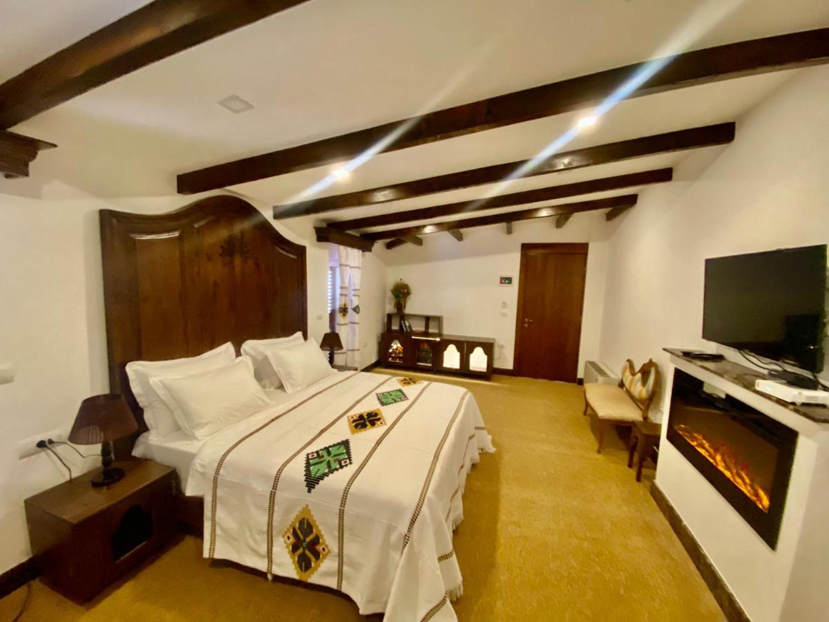 Hotel Tradita Shkodër 외부 사진