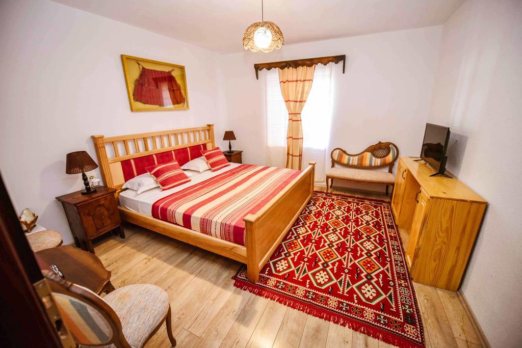 Hotel Tradita Shkodër 외부 사진