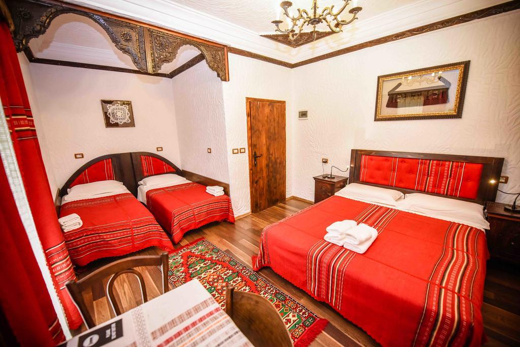 Hotel Tradita Shkodër 외부 사진