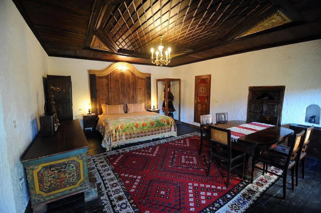 Hotel Tradita Shkodër 외부 사진