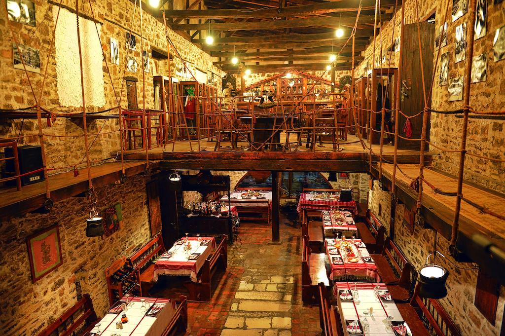 Hotel Tradita Shkodër 외부 사진